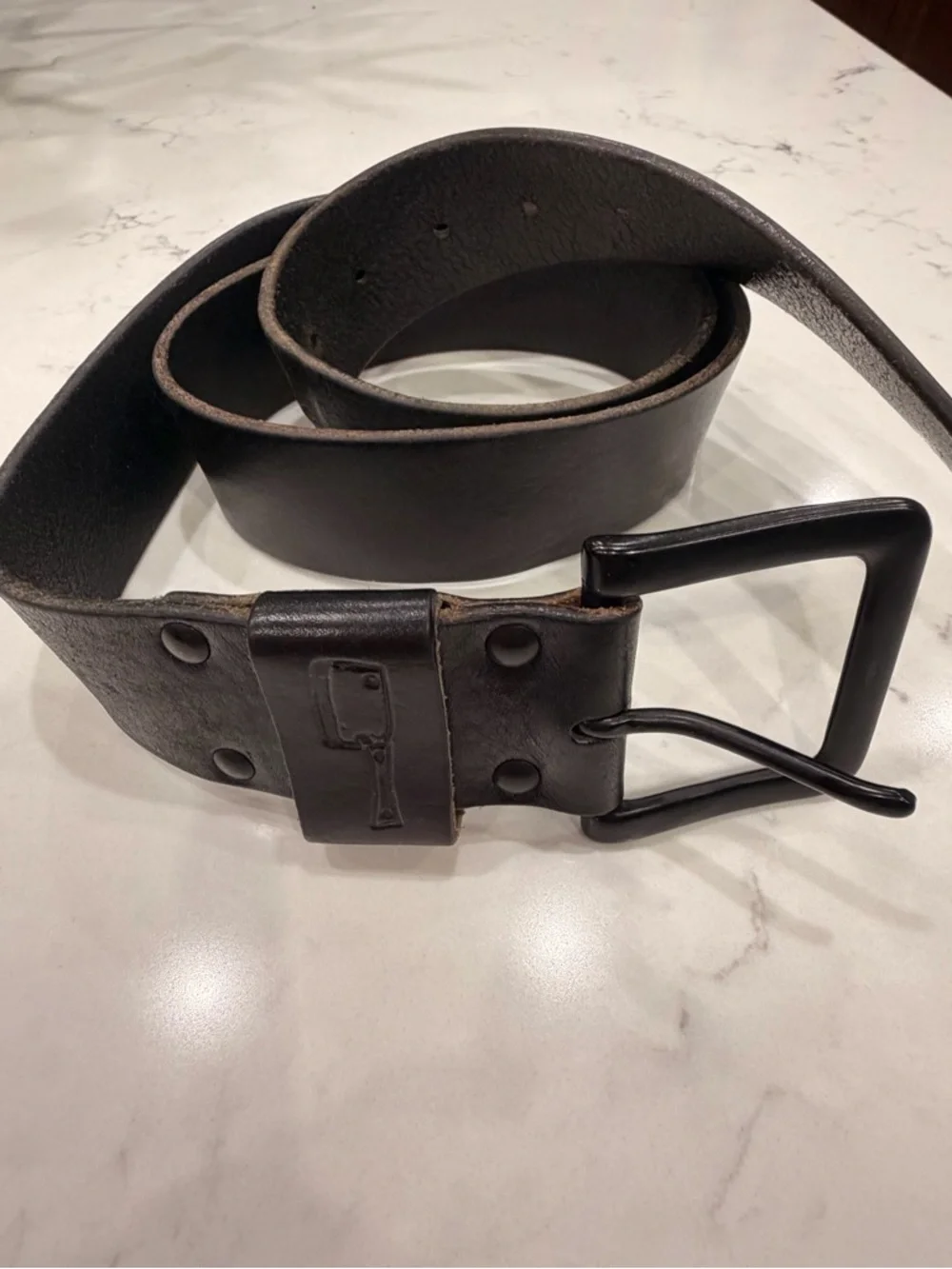 Black Leather Men's Belt with Matte Black Buckle